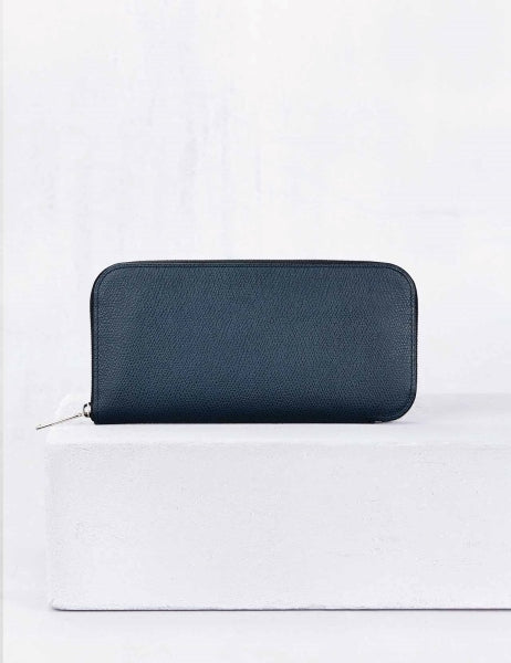 31.01 ラウンドジップウォレット マリーン