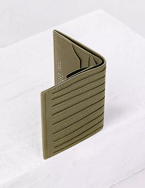 21.22 フレンチプリセ コインケース付きコンパクトウォレット オリーブ