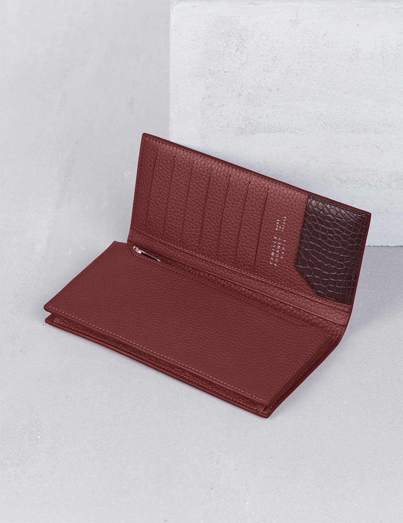 21.03 VERSO コインケース付き長財布 ボルドー