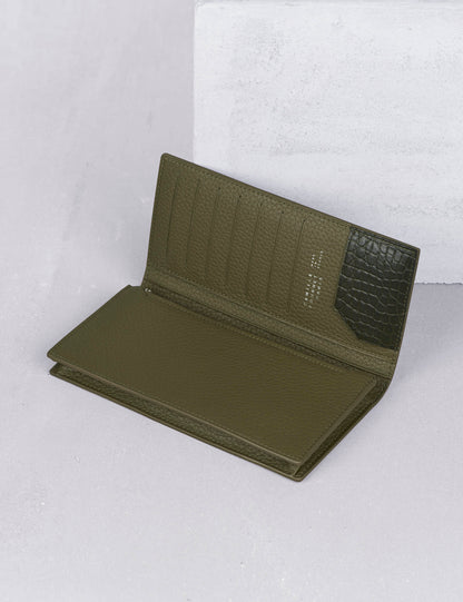 21.03 VERSO コインケース付き長財布 オリーブ