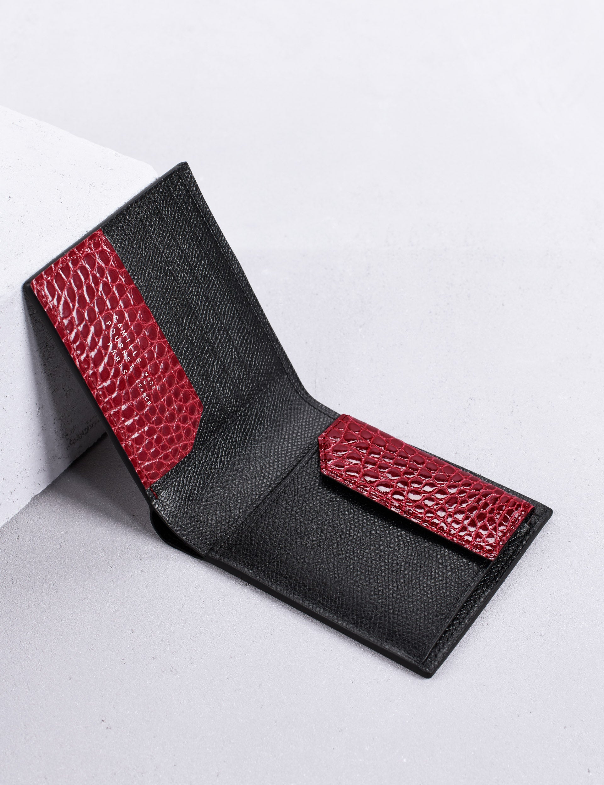 21.05 VERSO コインケース付きウォレット レッド