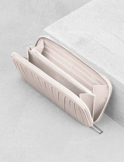 31.01 フレンチプリセ ラウンドジップウォレット クリーム