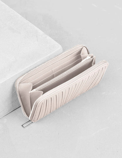 31.01 フレンチプリセ ラウンドジップウォレット クリーム