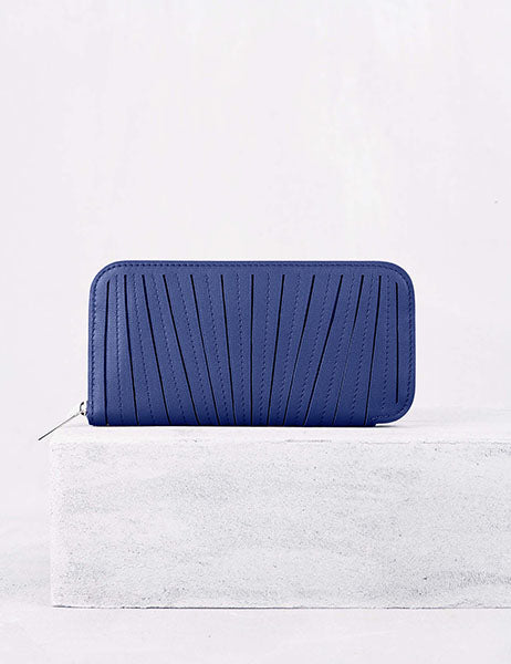31.01 フレンチプリセ ラウンドジップウォレット インディゴブルー
