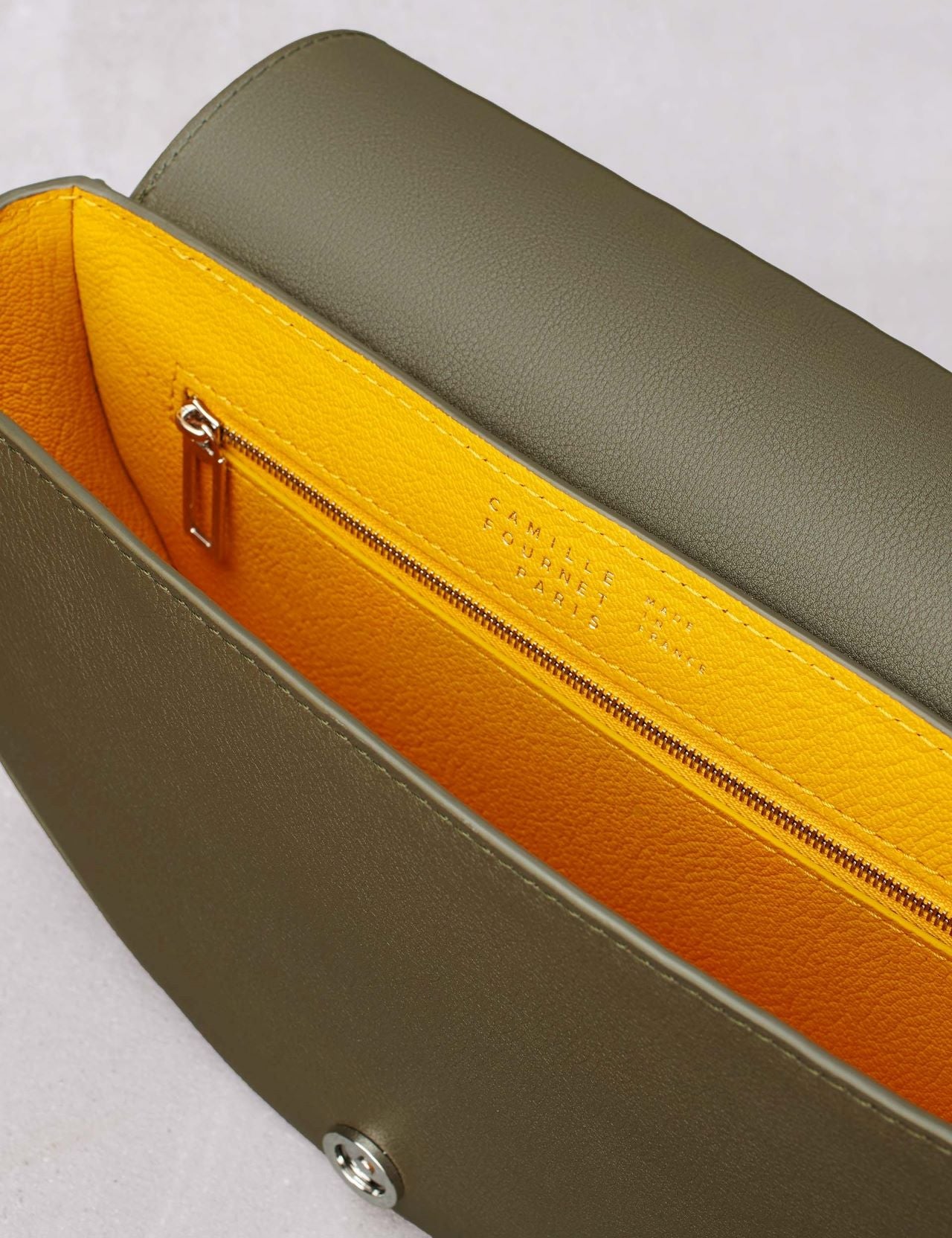 アストラール クロスボディ フレンチプリセ オリーブ