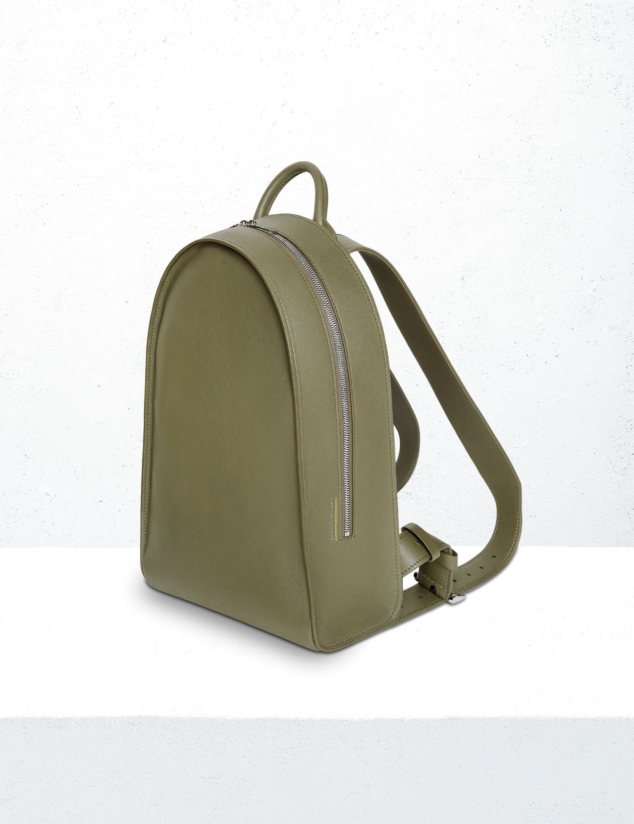 エクリプス バックパック ラージ  ユニ オリーブ