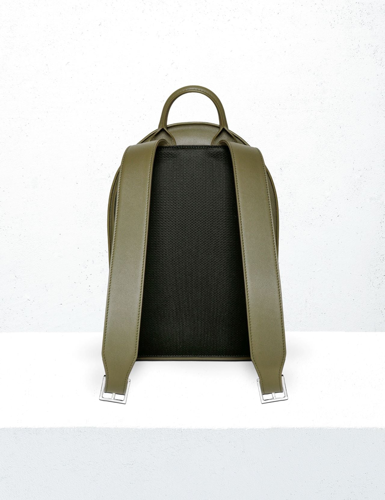 エクリプス バックパック ラージ  ユニ オリーブ