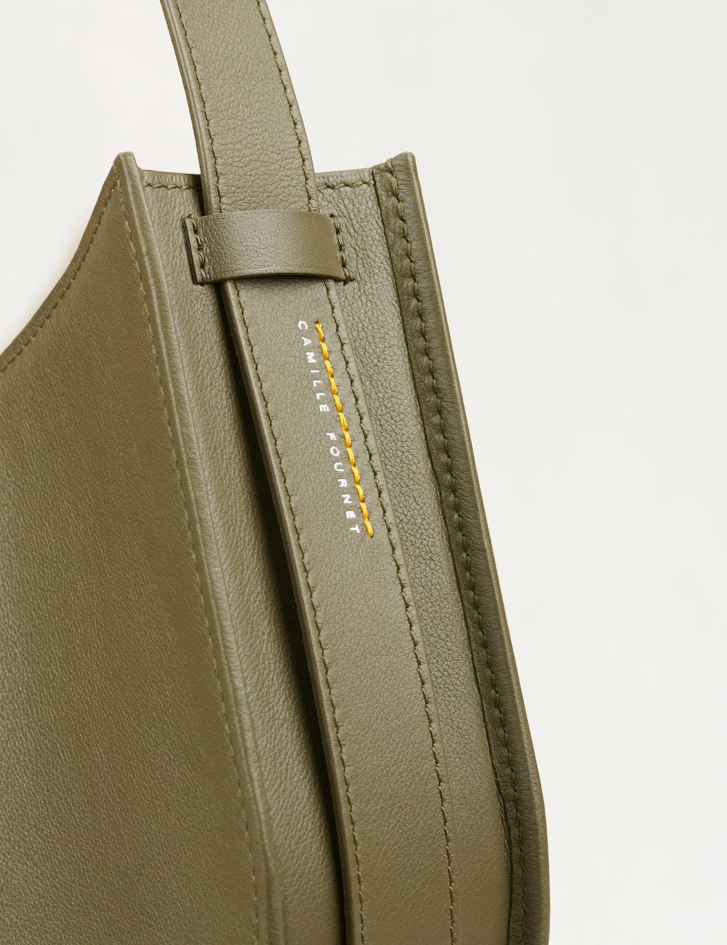 バランシエ ホーボー ユニ オリーブ