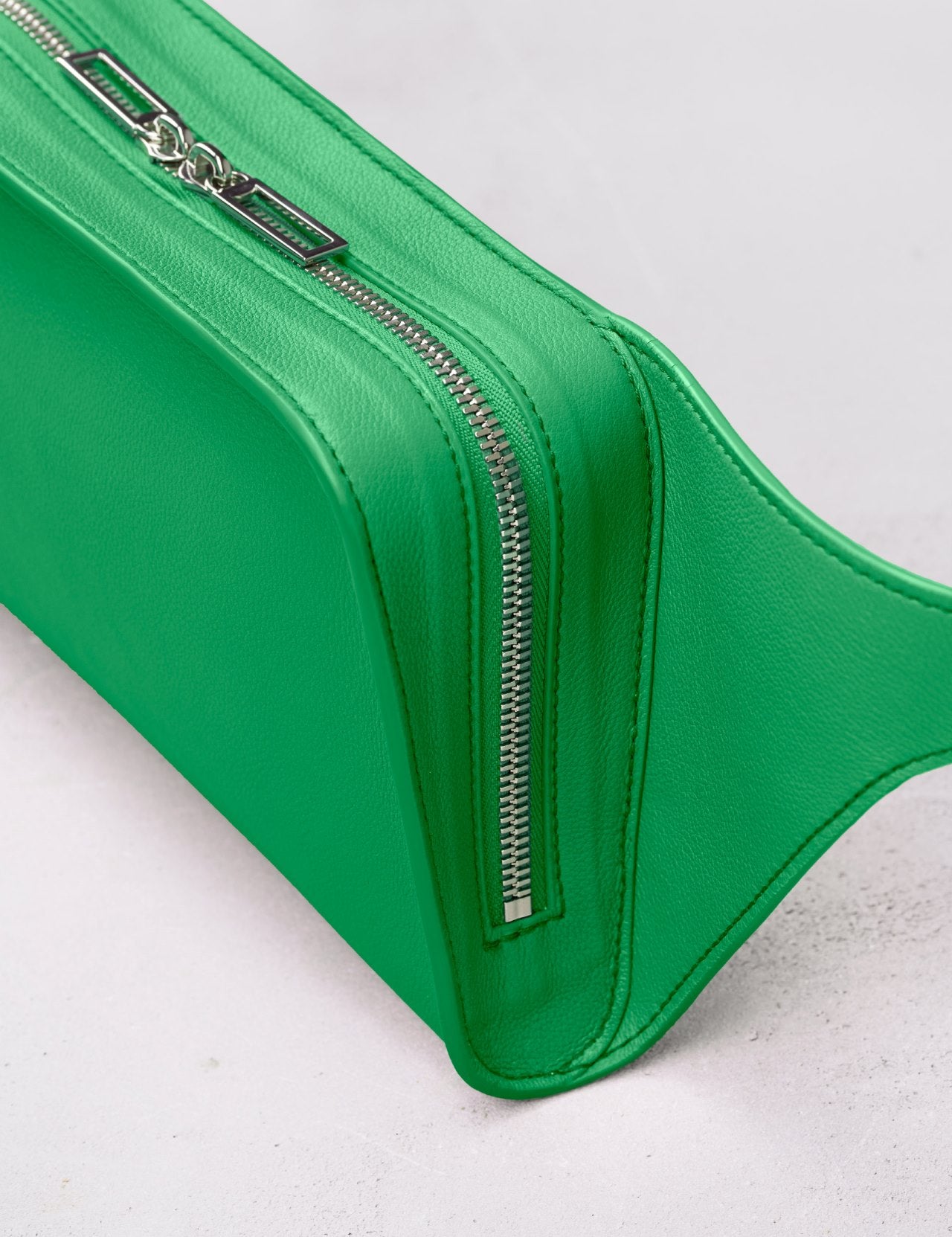 キャリバー ウエストバッグ ユニ ミントグリーン