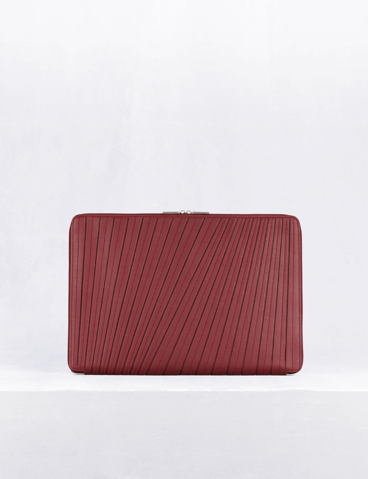 クロノ パソコンケース 15インチ フレンチプリセ ボルドー