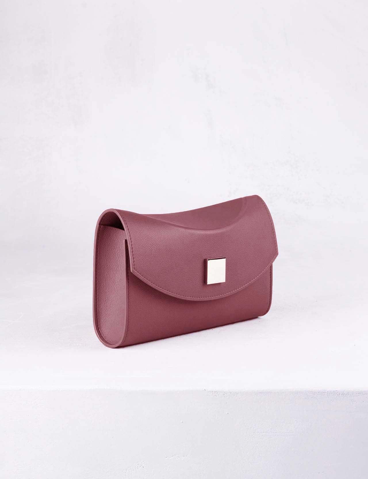 ノクターン クラッチバッグ ユニ ボルドー